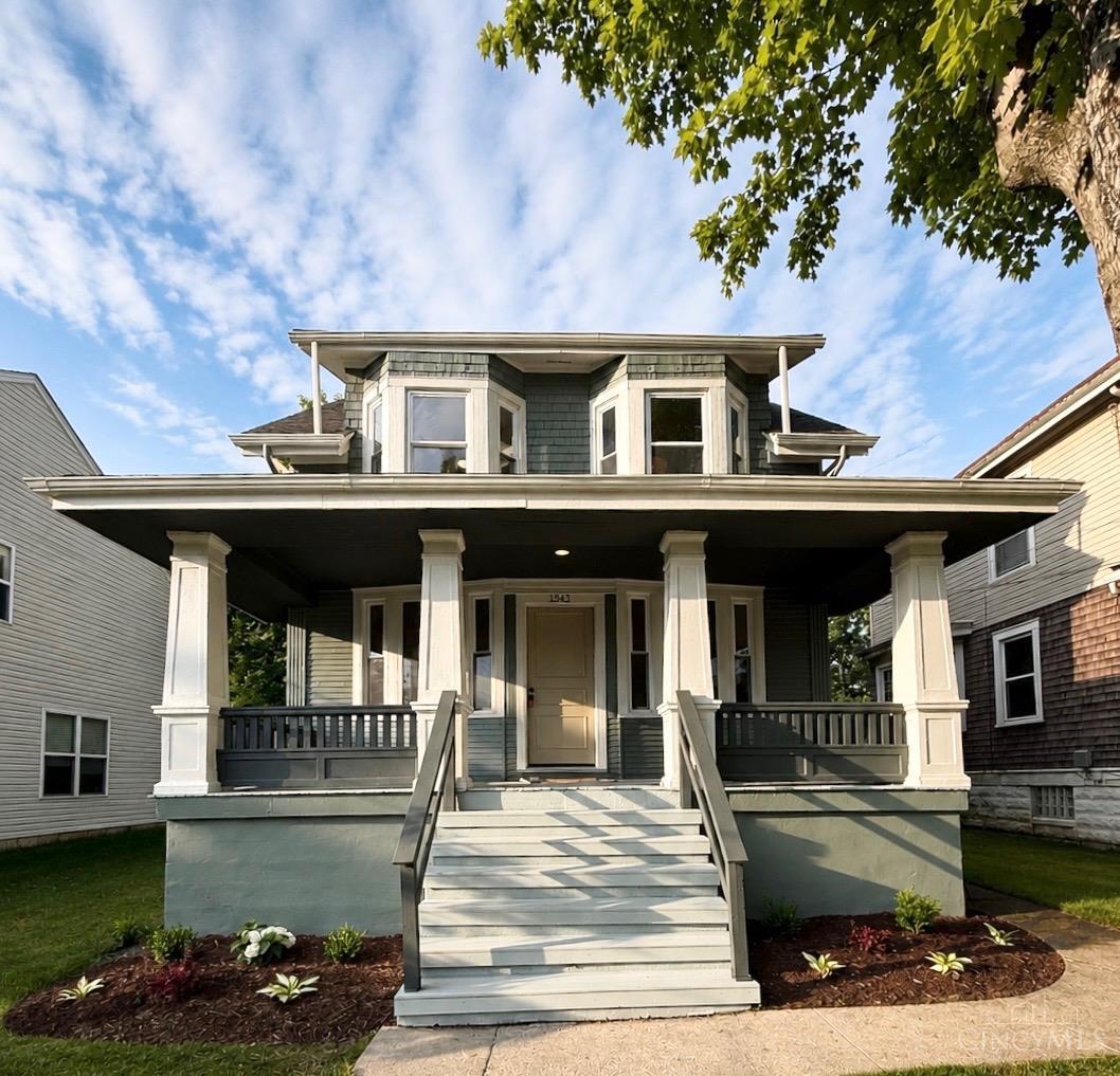 1943 Hewitt Avenue