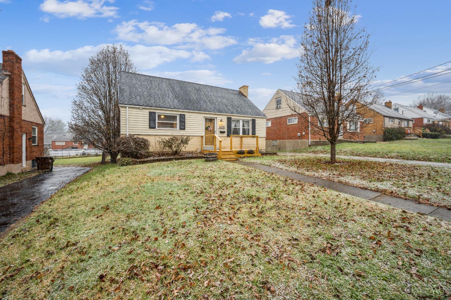 8329 Firshade Terrace, Colerain Twp, Ohio image 2