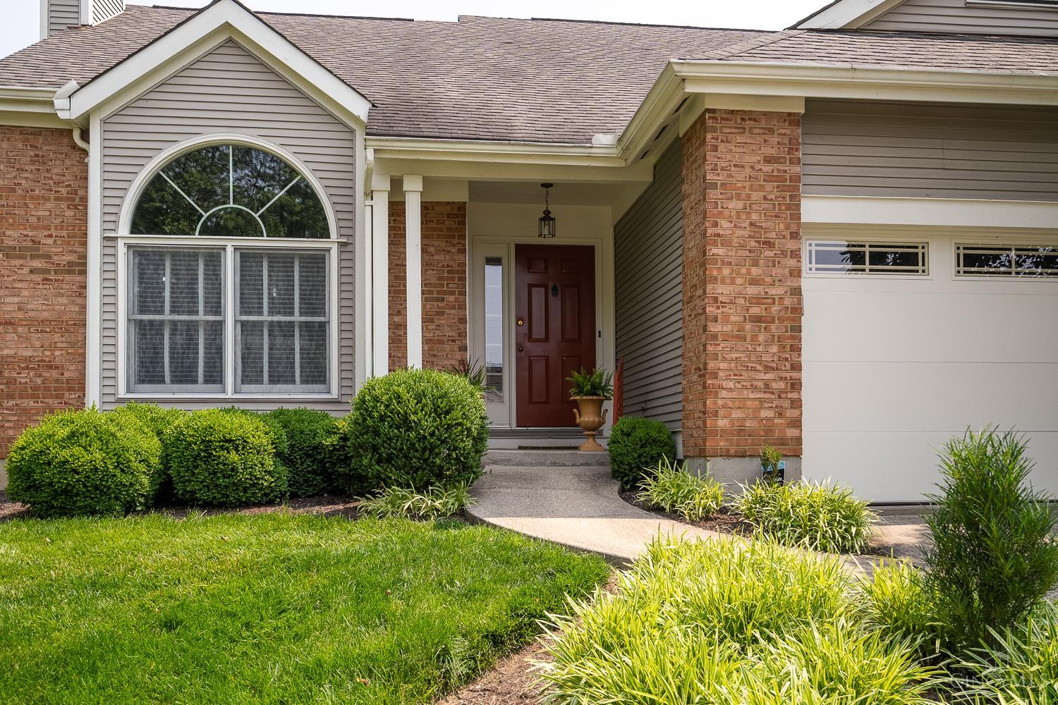 5288 Birchknoll Court, Cincinnati, Ohio image 4