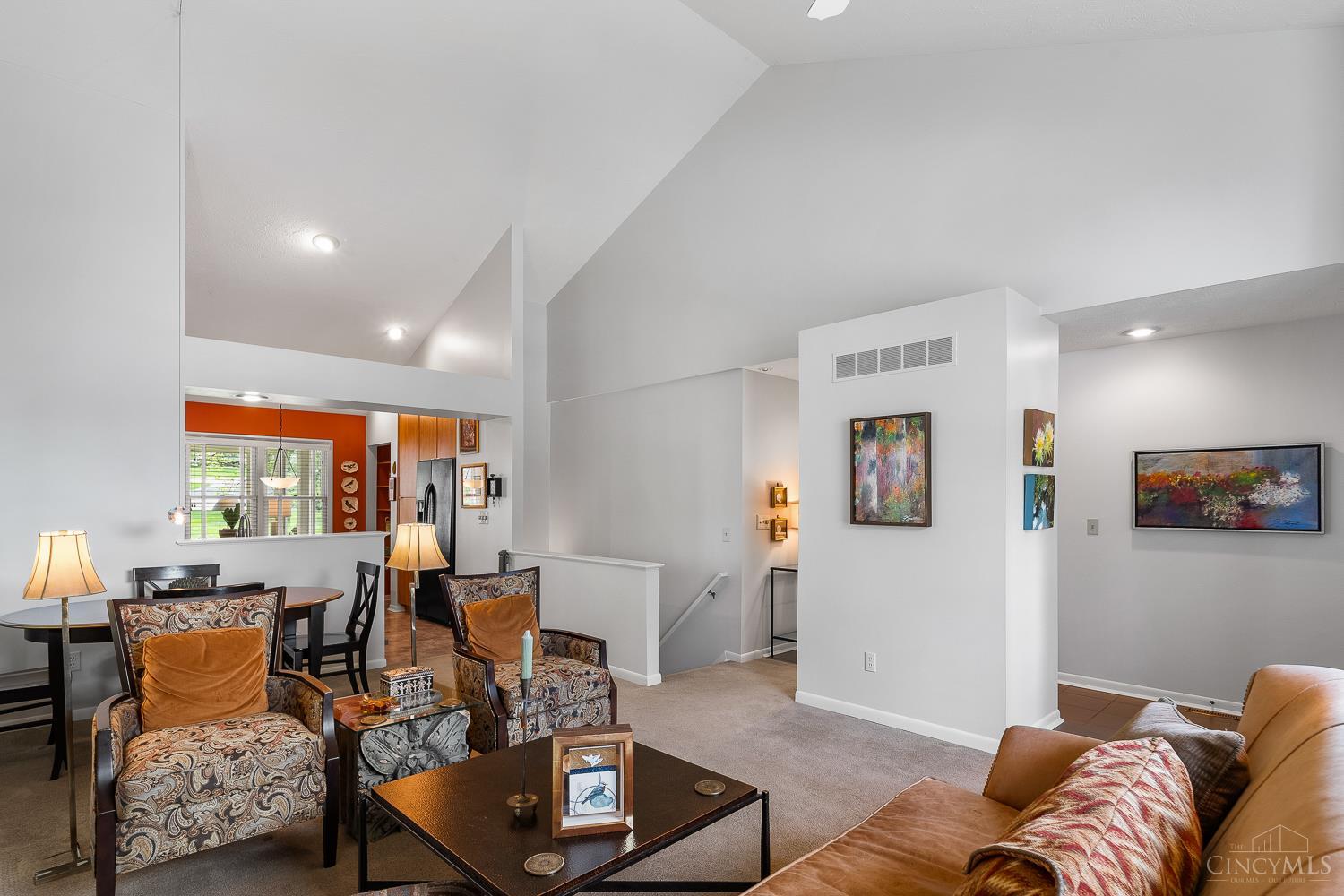 5288 Birchknoll Court, Cincinnati, Ohio image 8