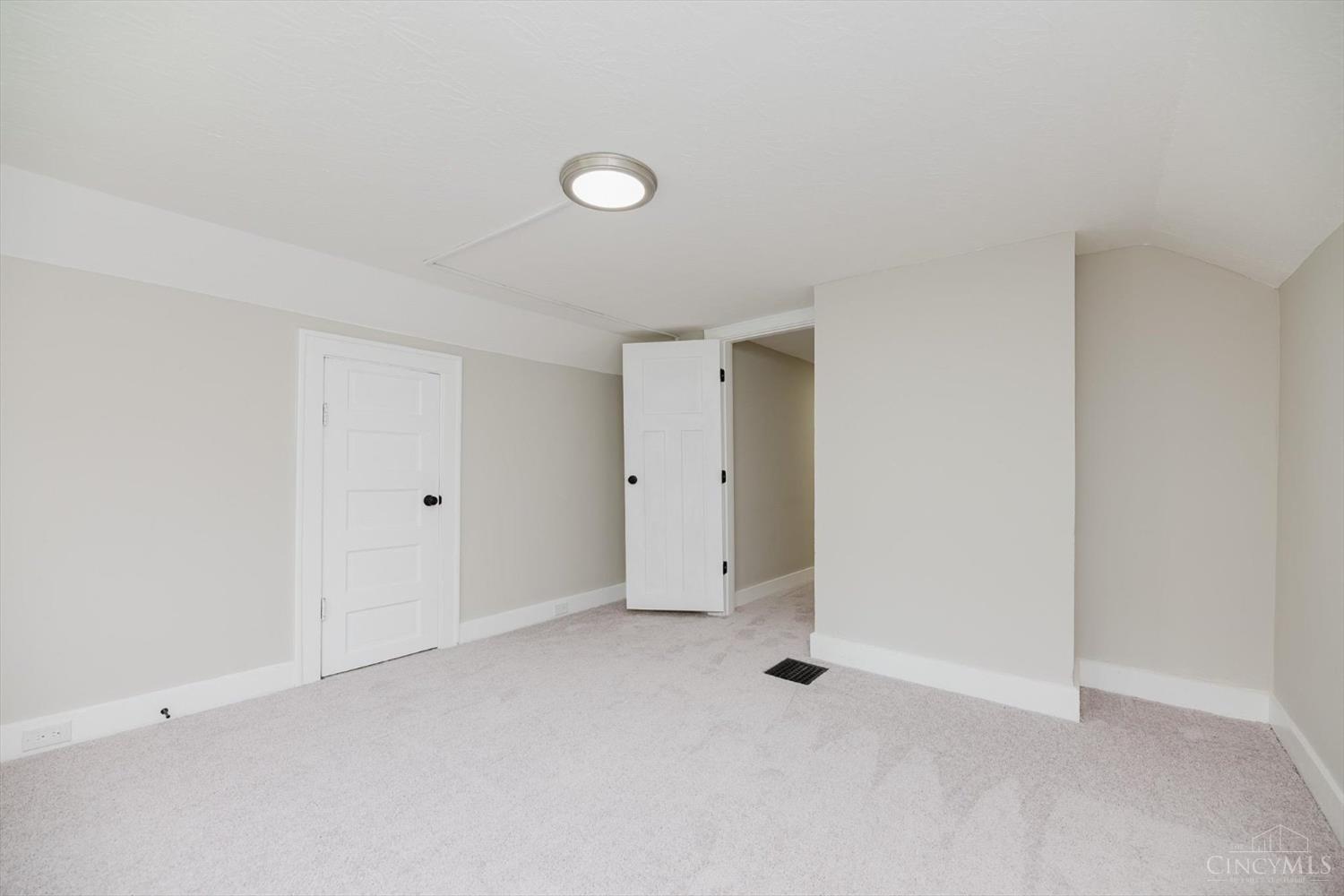 2099 W Fork Road, Cincinnati, Ohio image 35
