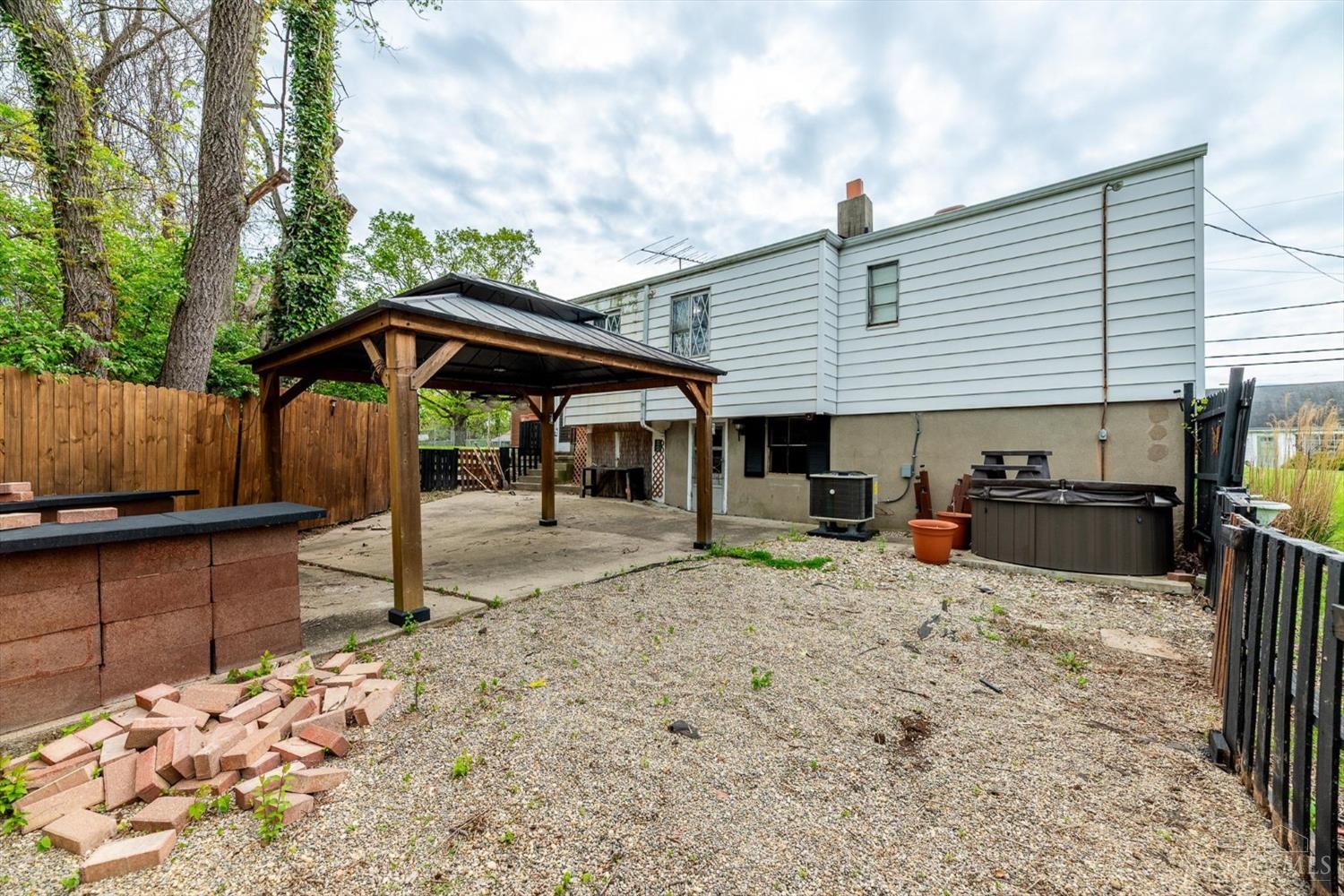 7719 Daleview Road, Colerain Twp, Ohio image 28