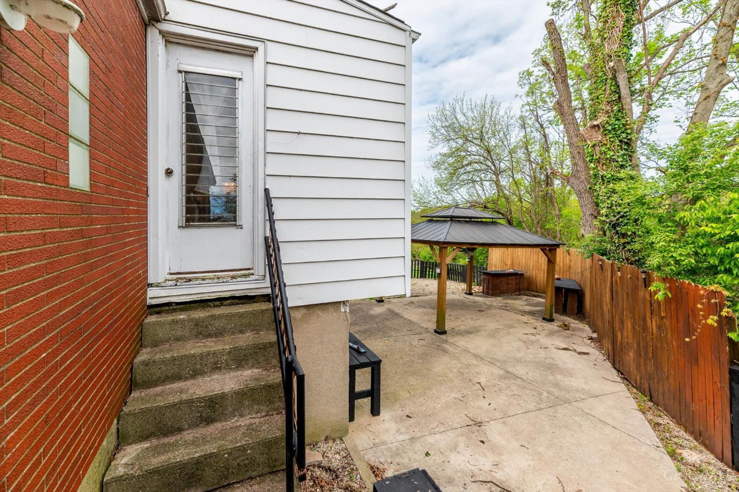 7719 Daleview Road, Colerain Twp, Ohio image 31