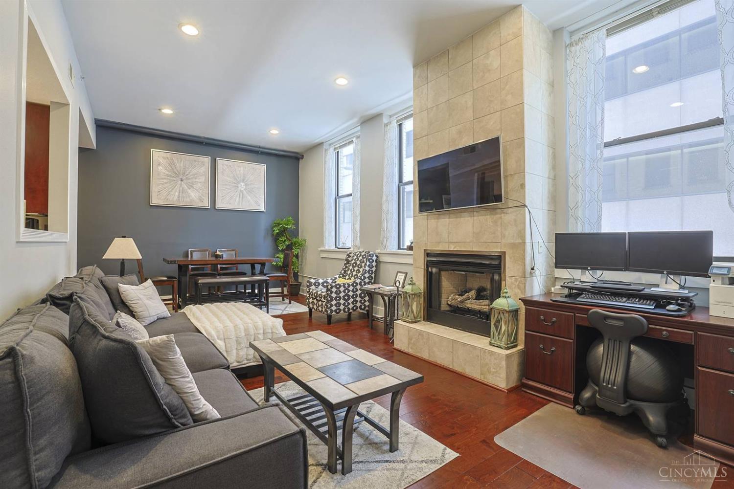 26 E Sixth Street 504