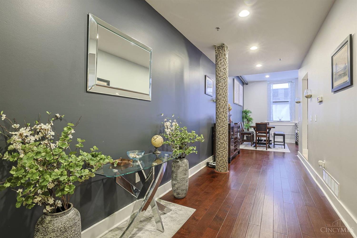 26 E Sixth Street 504
