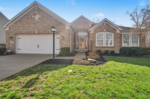 Photo of 4616 Stablehand Drive, Batavia Township, OH 45103 (MLS # 1871213)
