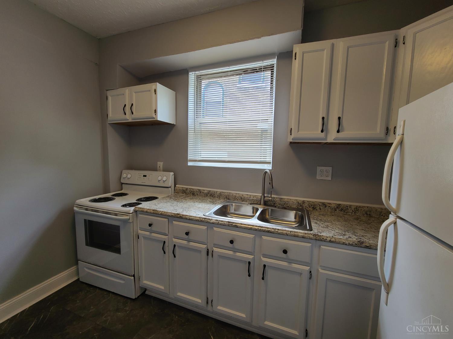 3319 Milton Court, Cincinnati, Ohio image 3