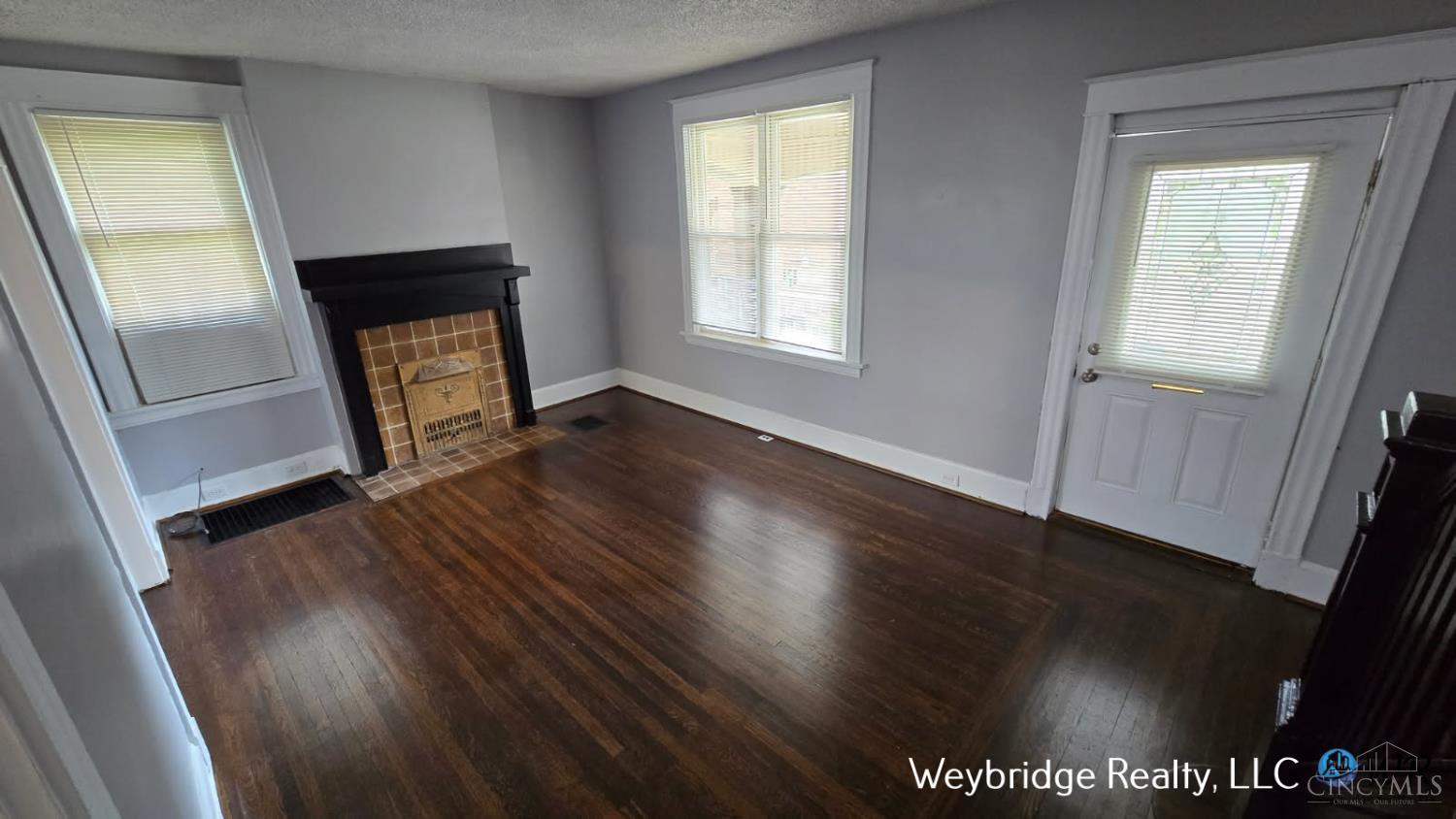 3319 Milton Court, Cincinnati, Ohio image 4