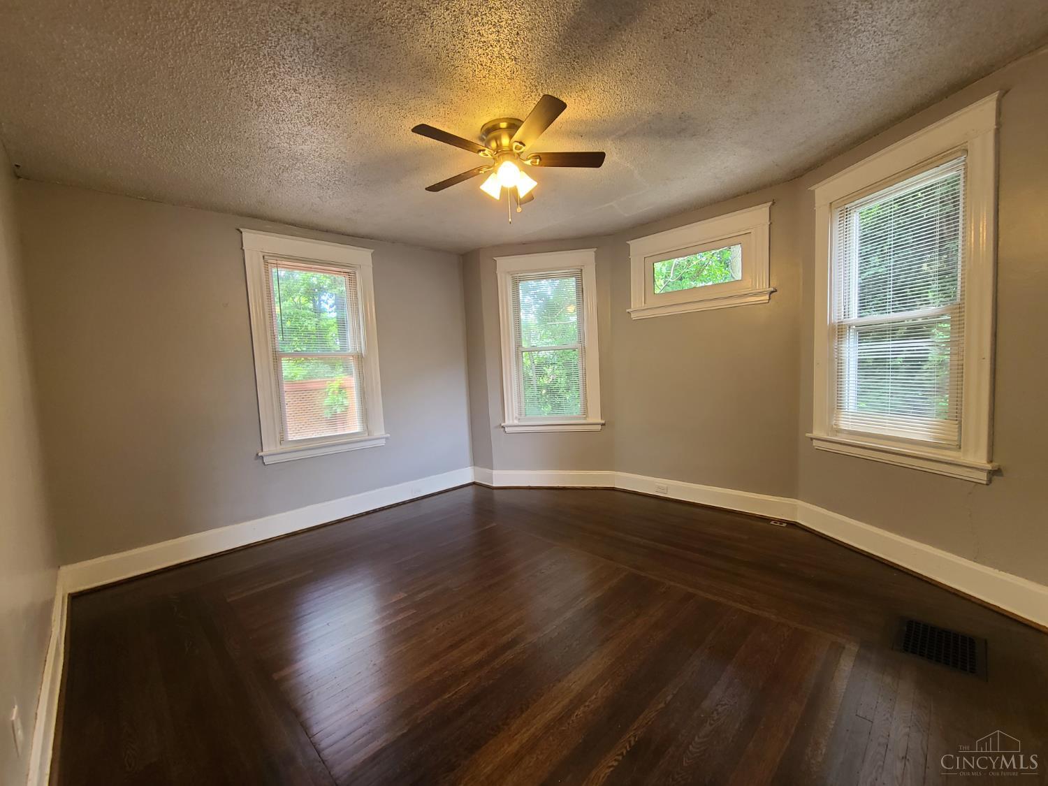 3319 Milton Court, Cincinnati, Ohio image 6