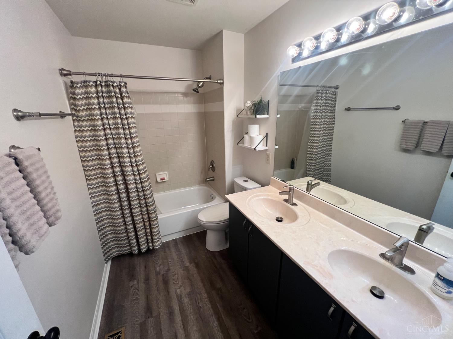 7947 Kennesaw Drive, West Chester, Ohio image 37