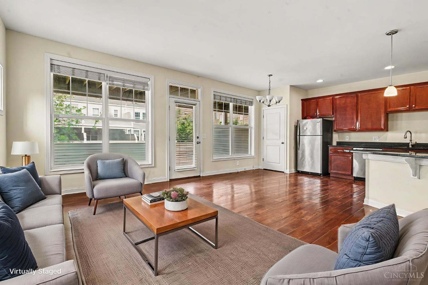 2926 Eden Avenue I2926