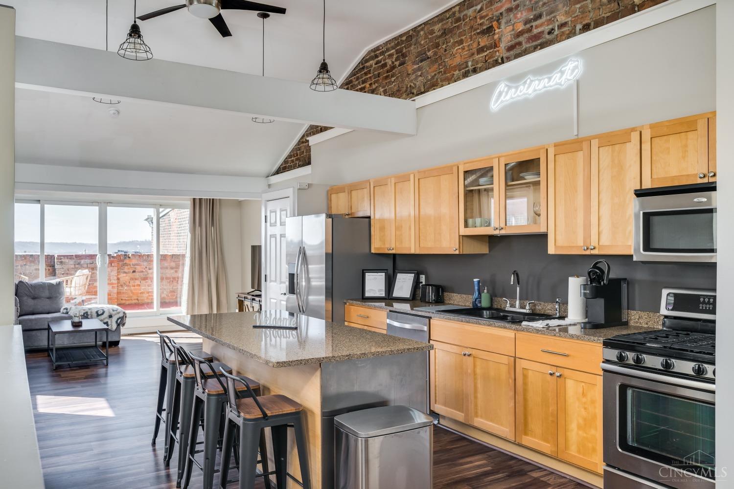 55 E Clifton Avenue #B, Cincinnati, Ohio image 13