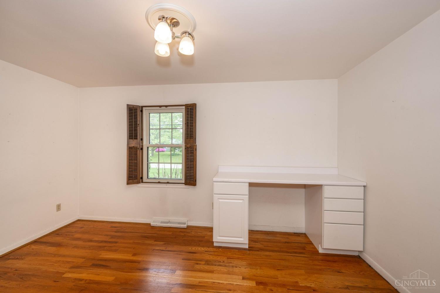 9707 Beech Drive, Springfield Twp., Ohio image 23