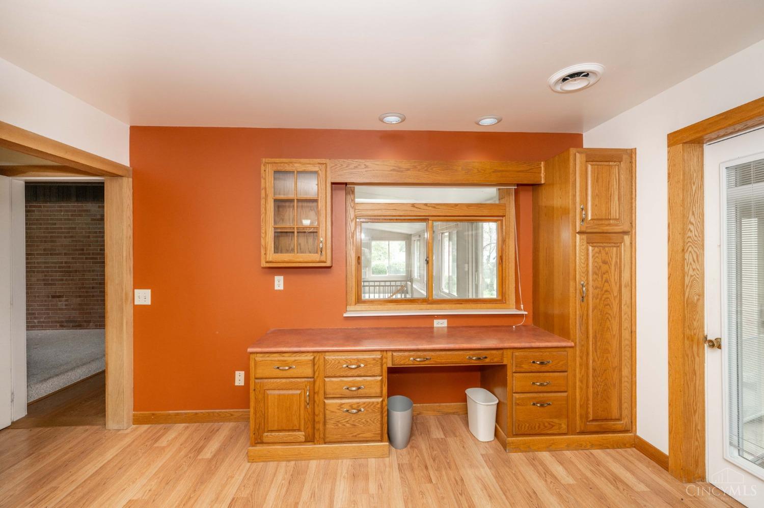 9707 Beech Drive, Springfield Twp., Ohio image 16
