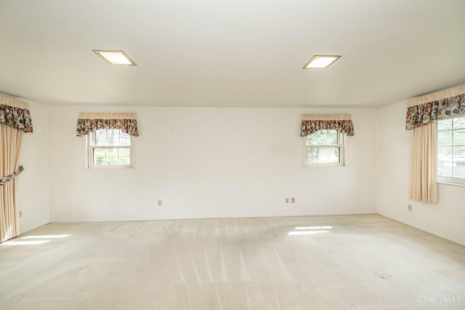 9707 Beech Drive, Springfield Twp., Ohio image 28