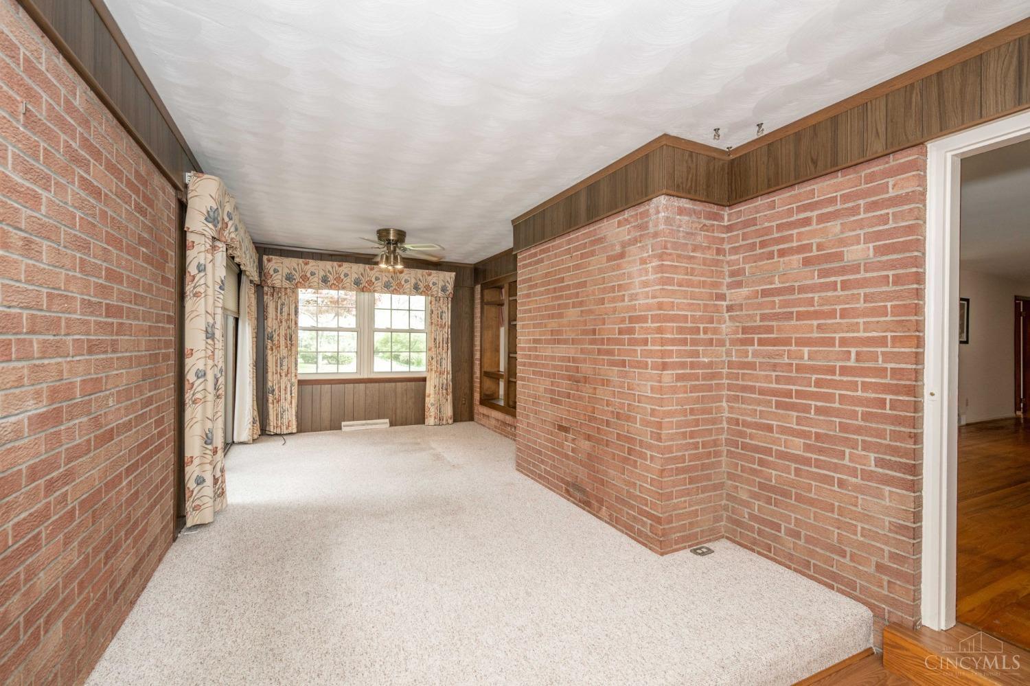 9707 Beech Drive, Springfield Twp., Ohio image 10