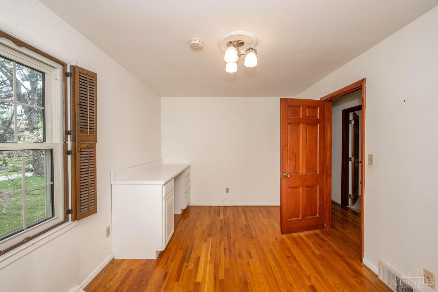 9707 Beech Drive, Springfield Twp., Ohio image 24