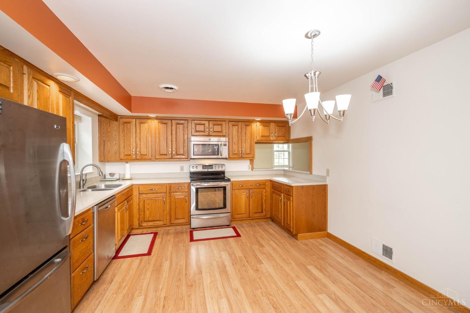 9707 Beech Drive, Springfield Twp., Ohio image 13