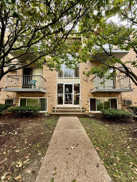 Apartment For Rent - 3527 Werk Road<br/> Cincinnati, OH 45248