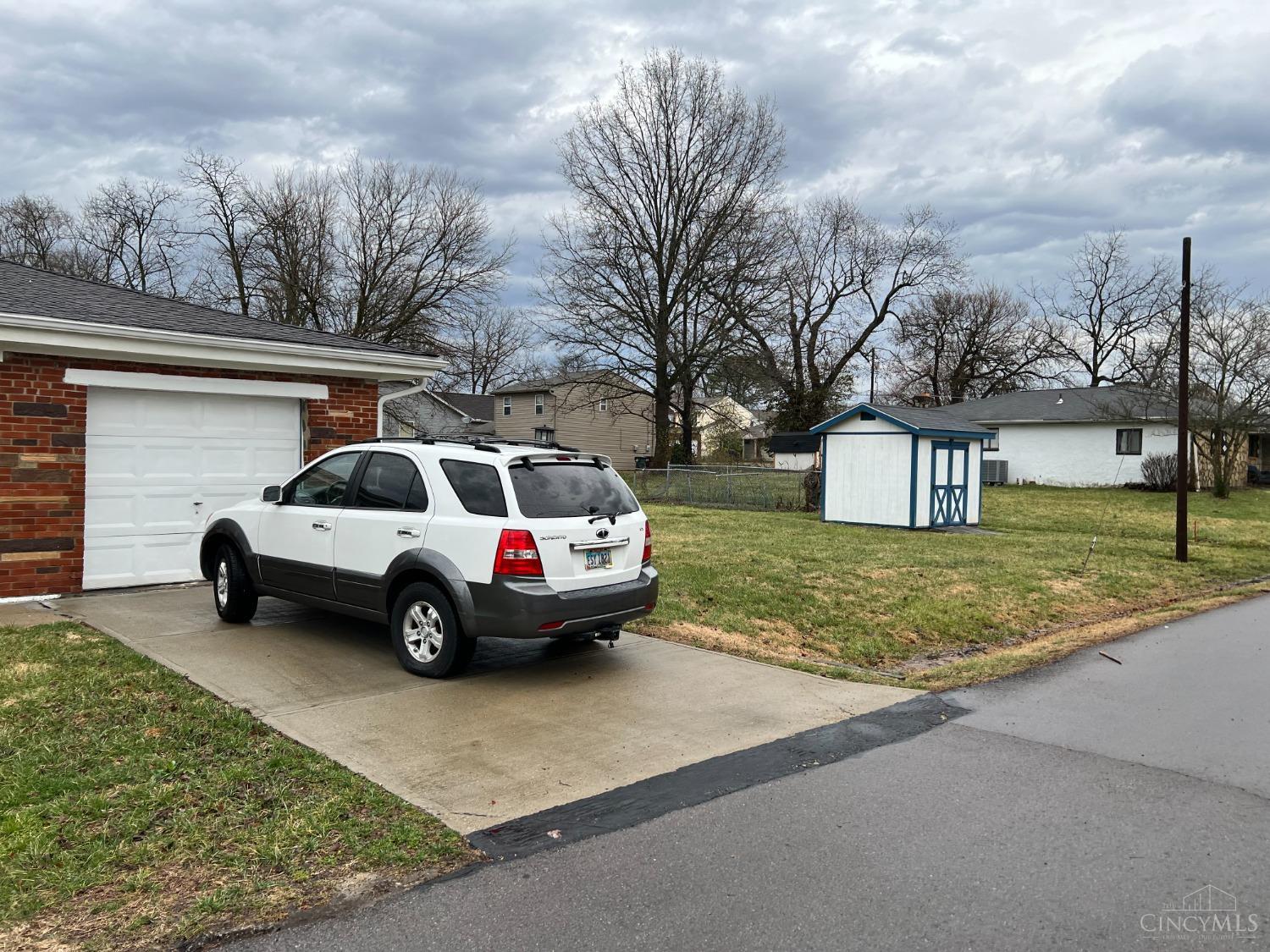 11104 Idalia Avenue, Blue Ash, Ohio image 1