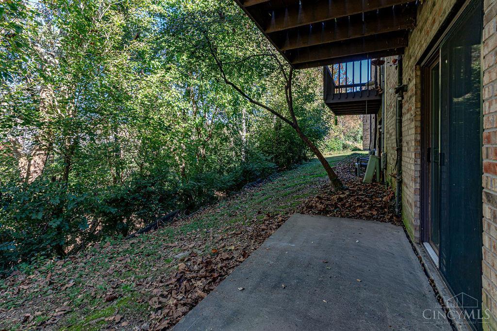 7240 Creekview Drive 2