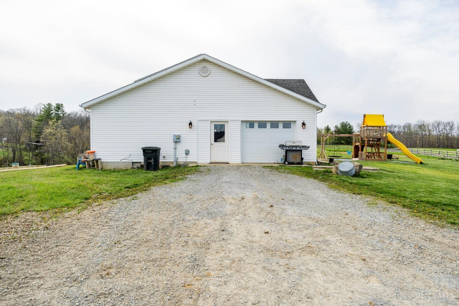 9888 E Deadfall Road, Hillsboro, Ohio image 35