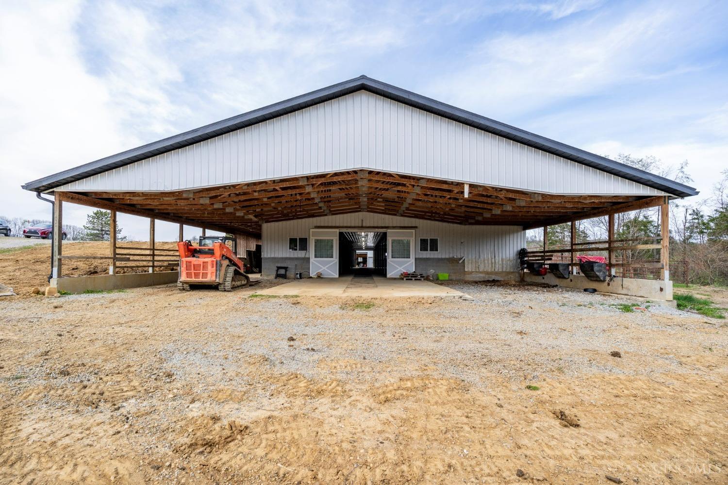 9888 E Deadfall Road, Hillsboro, Ohio image 45