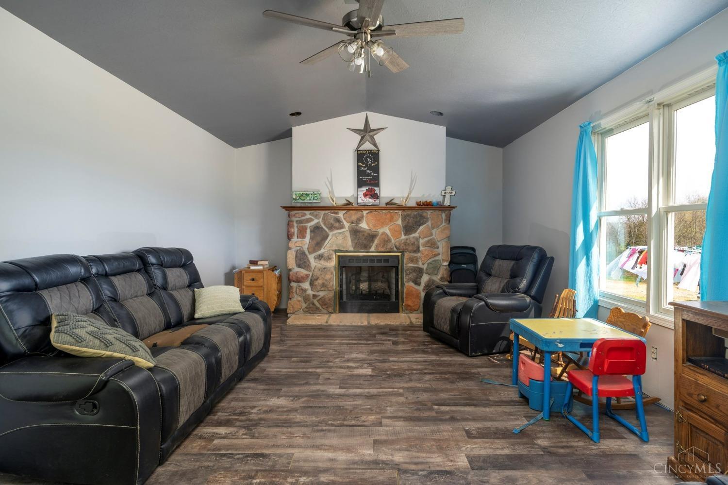 9888 E Deadfall Road, Hillsboro, Ohio image 17
