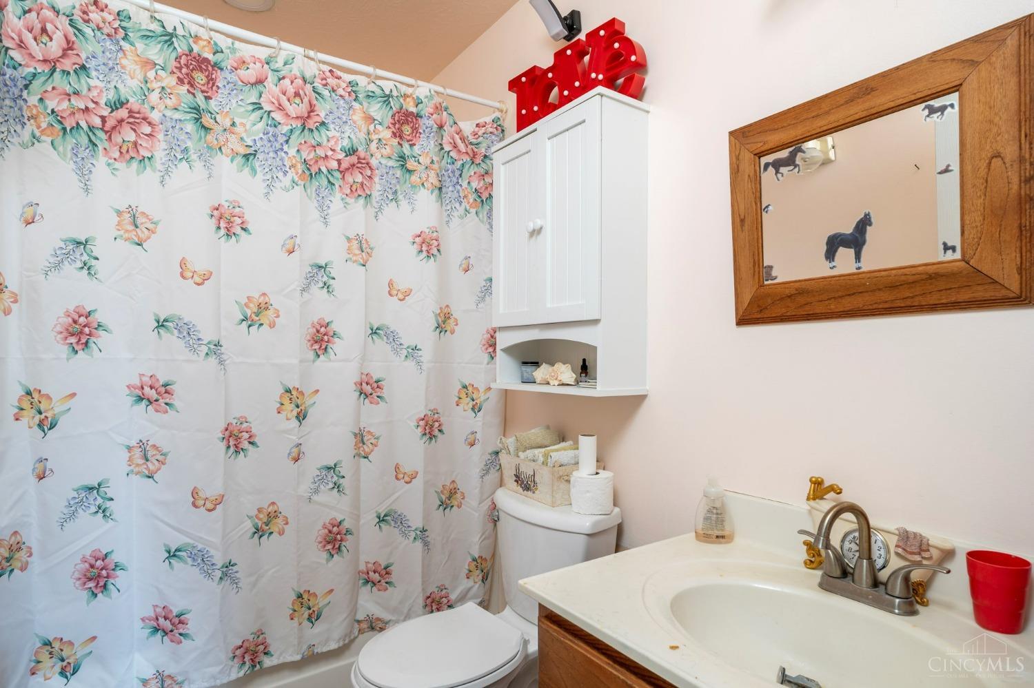 9888 E Deadfall Road, Hillsboro, Ohio image 23