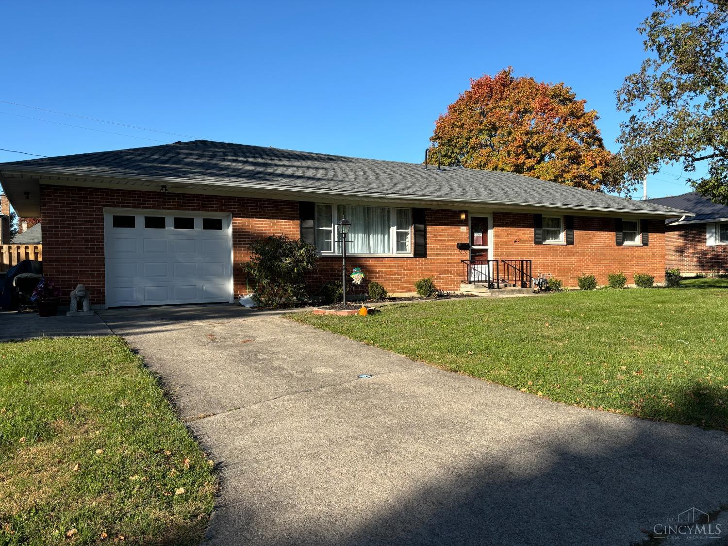 233 Curtis Drive, Wilmington, Ohio image 2