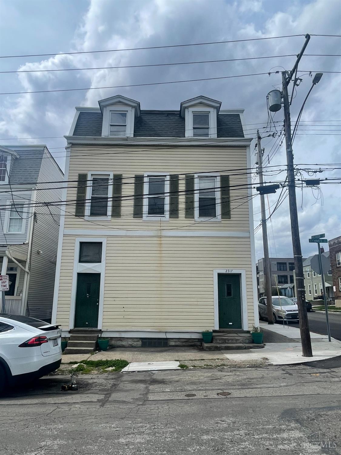2317 Symmes Street