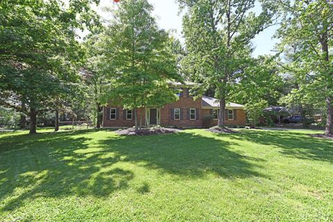 Photo of 6415 Roth Ridge, Loveland, OH 45140 (MLS # 1879190)