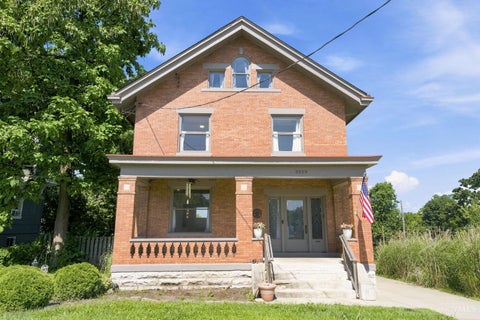 Photo of 3229 Woodburn Avenue, Cincinnati, OH 45207 (MLS # 1886288)