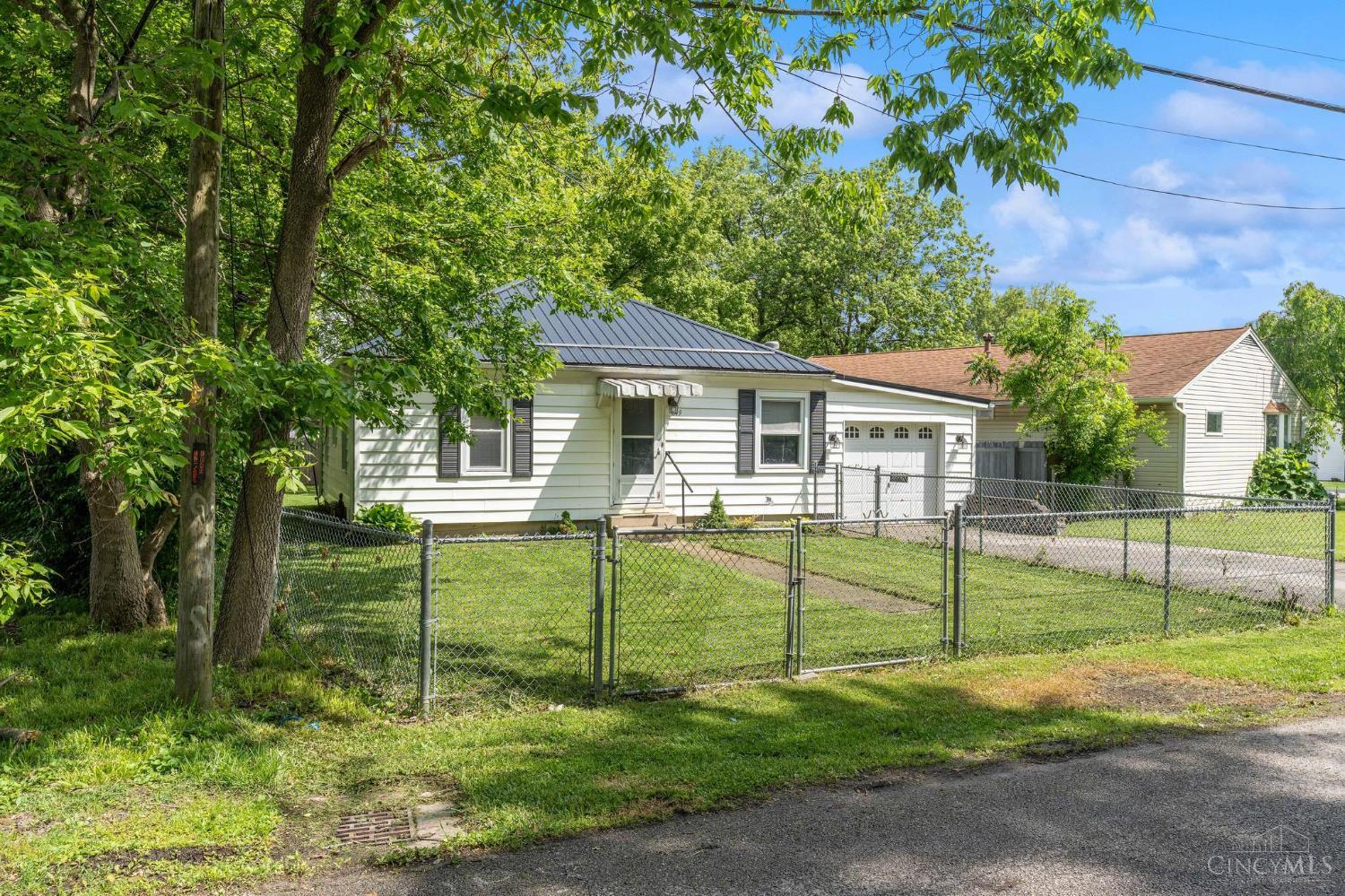 849 E Columbus Street, Wilmington, Ohio image 2