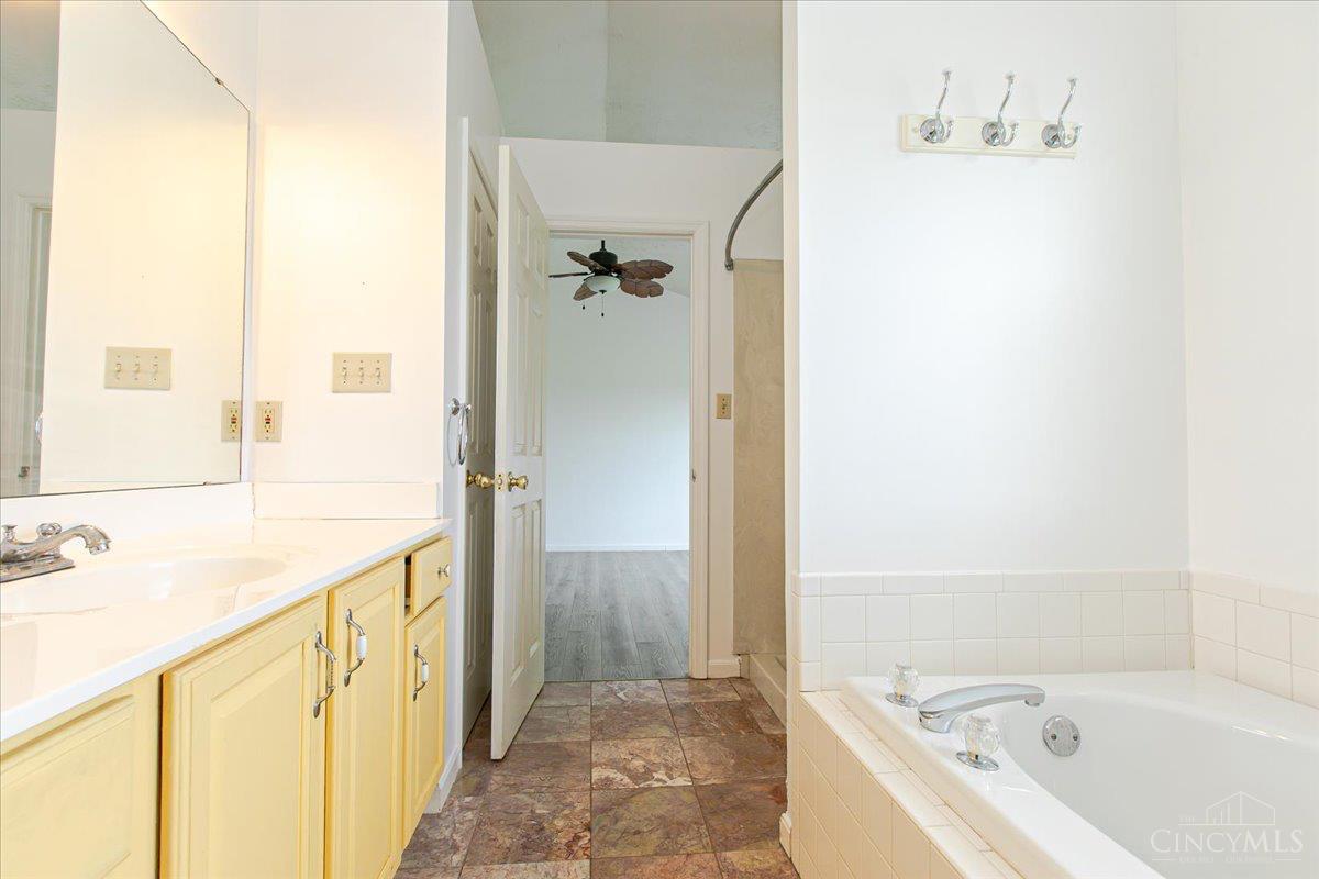 5450 Lake Michigan Drive, Fairfield, Ohio image 23
