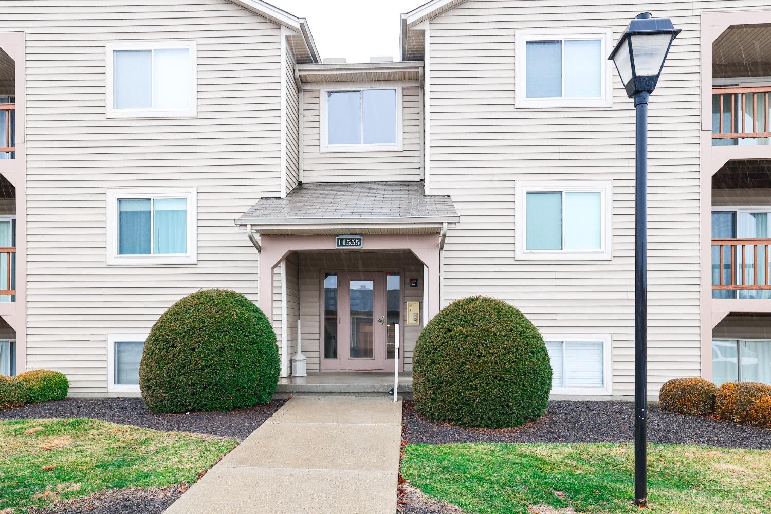 11555 Regency Square Court #2, Colerain Twp, Ohio image 1