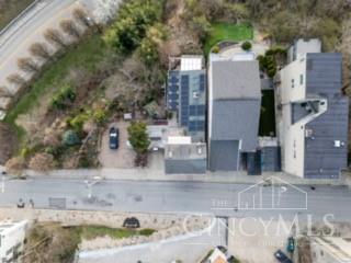 915 Monastery Street