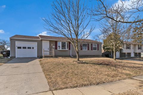 Photo of 1364 Karahill Drive, Forest Park, OH 45240 (MLS # 1870083)