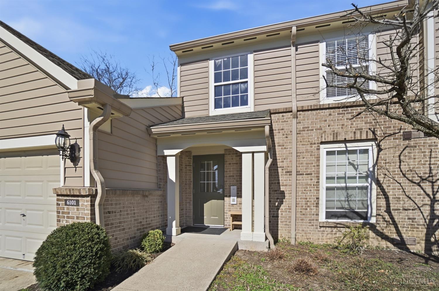 6101 Brooktree Court 101