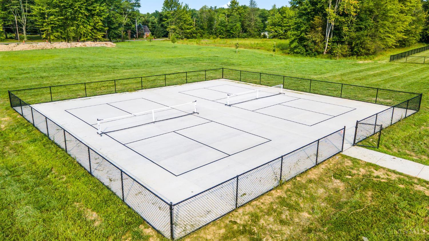 1864 Vista Lake Drive