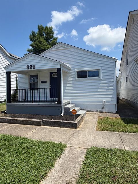 Photo of 926 Corliss Avenue, Hamilton, OH 45011 (MLS # 1885914)