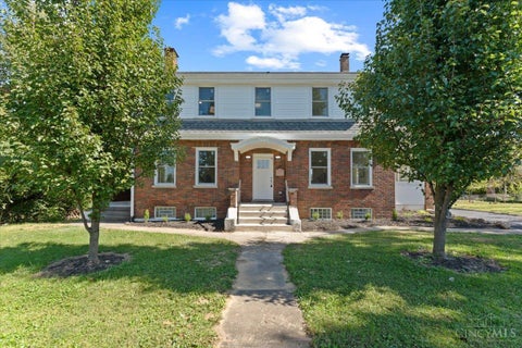Photo of 7444 Clovernook Avenue, Cincinnati, OH 45231 (MLS # 1896860)