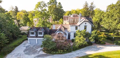 Photo of 3458 Observatory Place, Cincinnati, OH 45208 (MLS # 1854415)