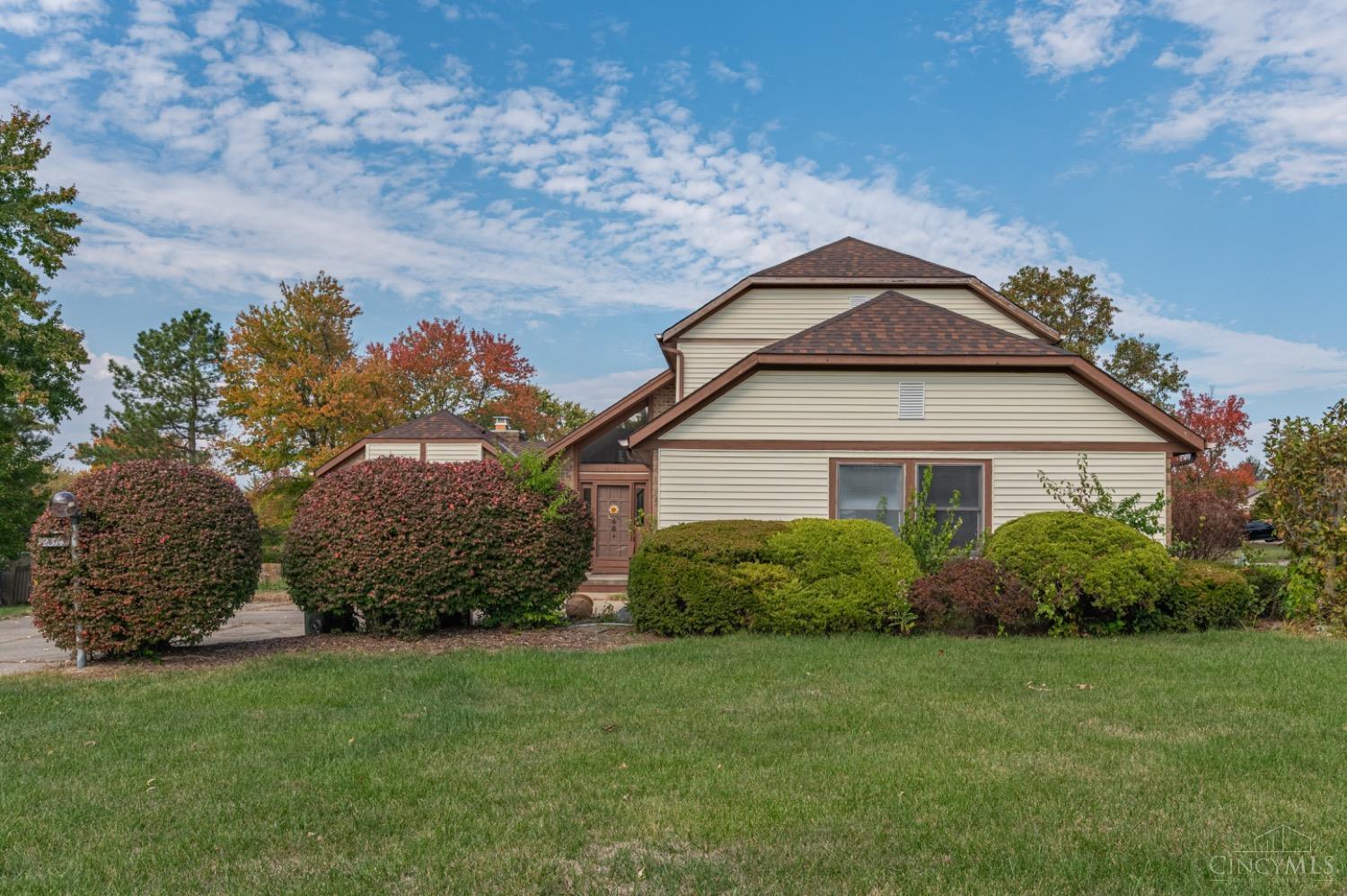 2314 Oak Tree Drive, Fairfield, Ohio image 4