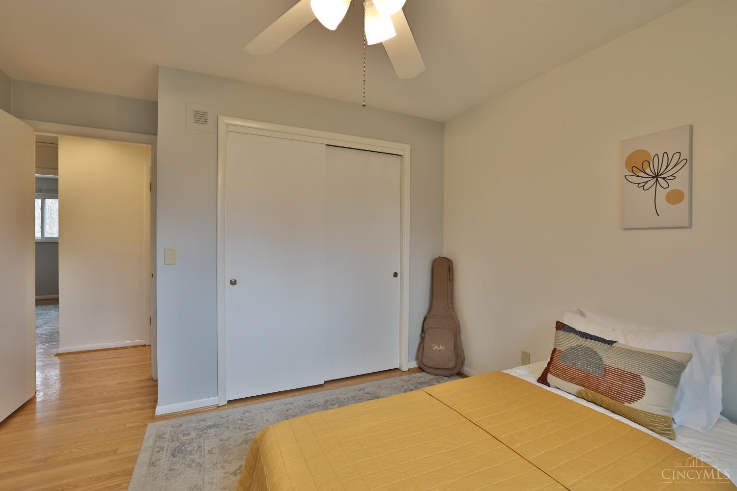 3695 Gardner Avenue, Amberley, Ohio image 30