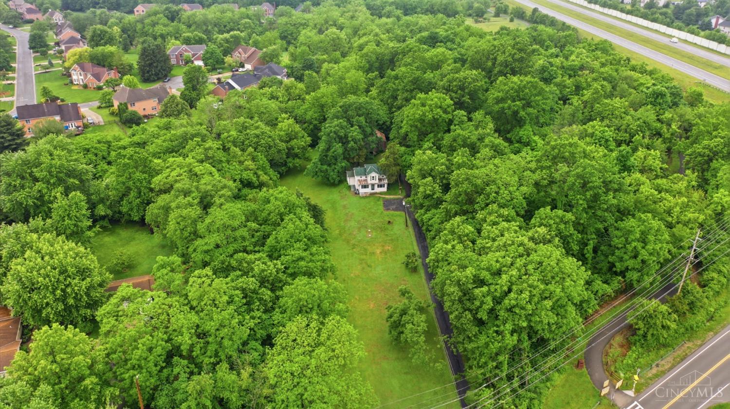 6951 Lesourdsville West Chester Road