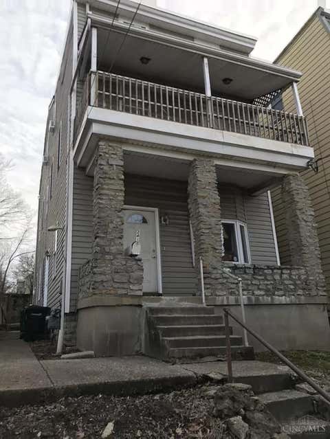 Homes For Rent - 241 E University Avenue<br/> Cincinnati, OH 45219
