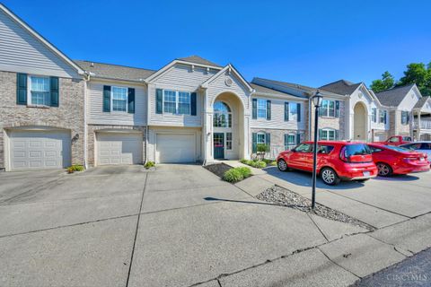 Condo For Sale - 200 Postoak Lane #D<br/> Milford, OH 45150