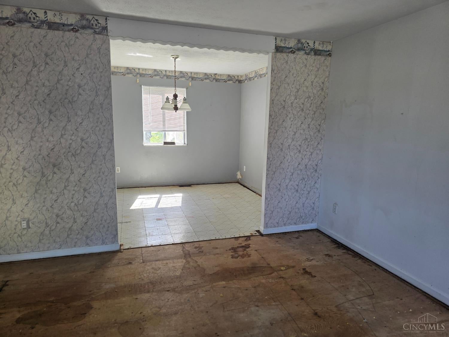 4446 Fox Chase