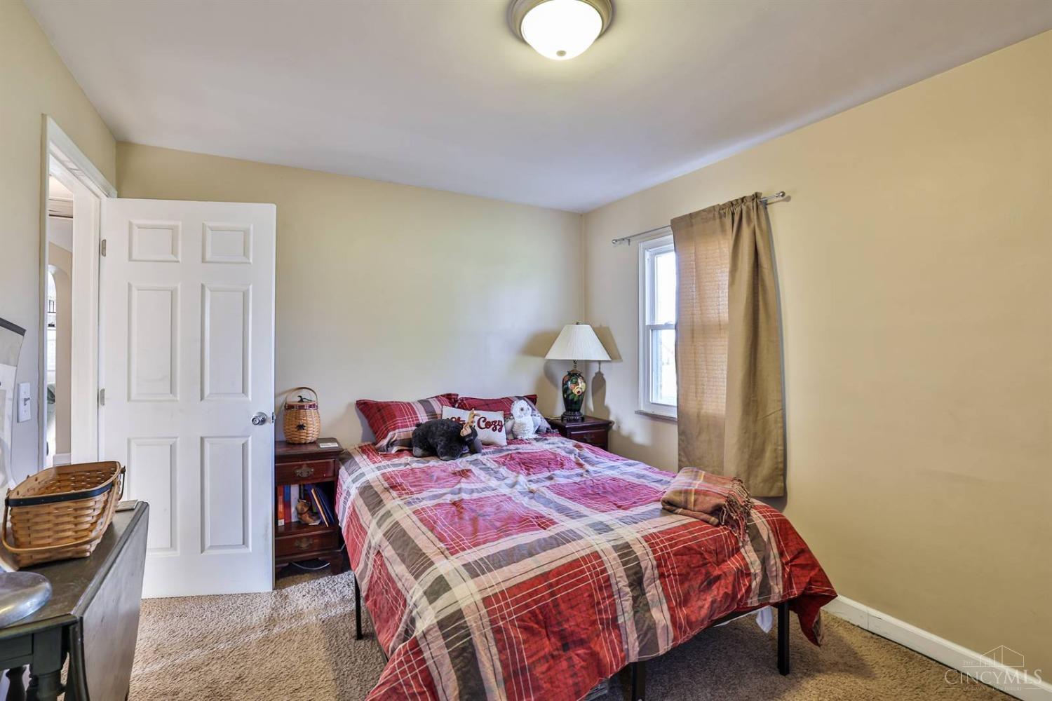 9852 Weik Road, Colerain Twp, Ohio image 14